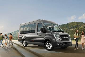 16 Seater Urbania Traveller