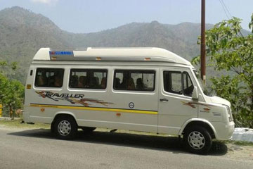 17 seater Tempo Traveller in Amritsar