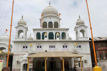 Gurdwaras darshan Historical surrounding Punjab
